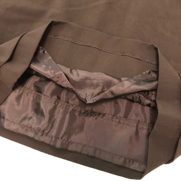 ๐ค Tahari Layered Skirt - Picture 6 of 8